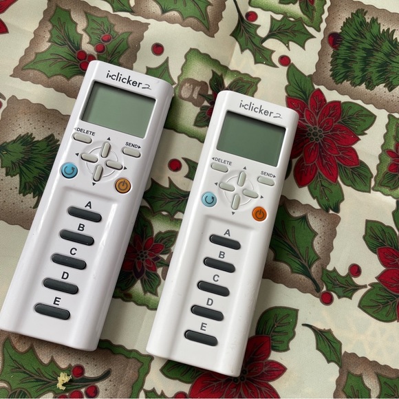 iClicker 2 Student Classroom Response System Remote Control White Used lot of 2 - Picture 3 of 5